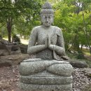 Garten Steinfigur Buddha Uluberia mit Anjali Mudra - Höhe x Tiefe x Breite: 150 x 60 x 88